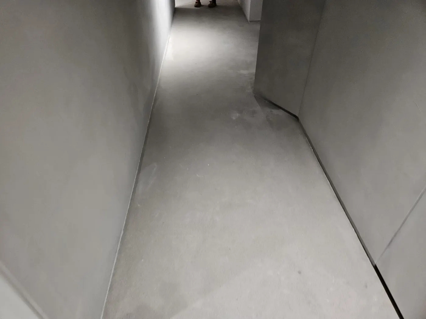 바닥 마감 상태 — 상안동 카페청소 현장