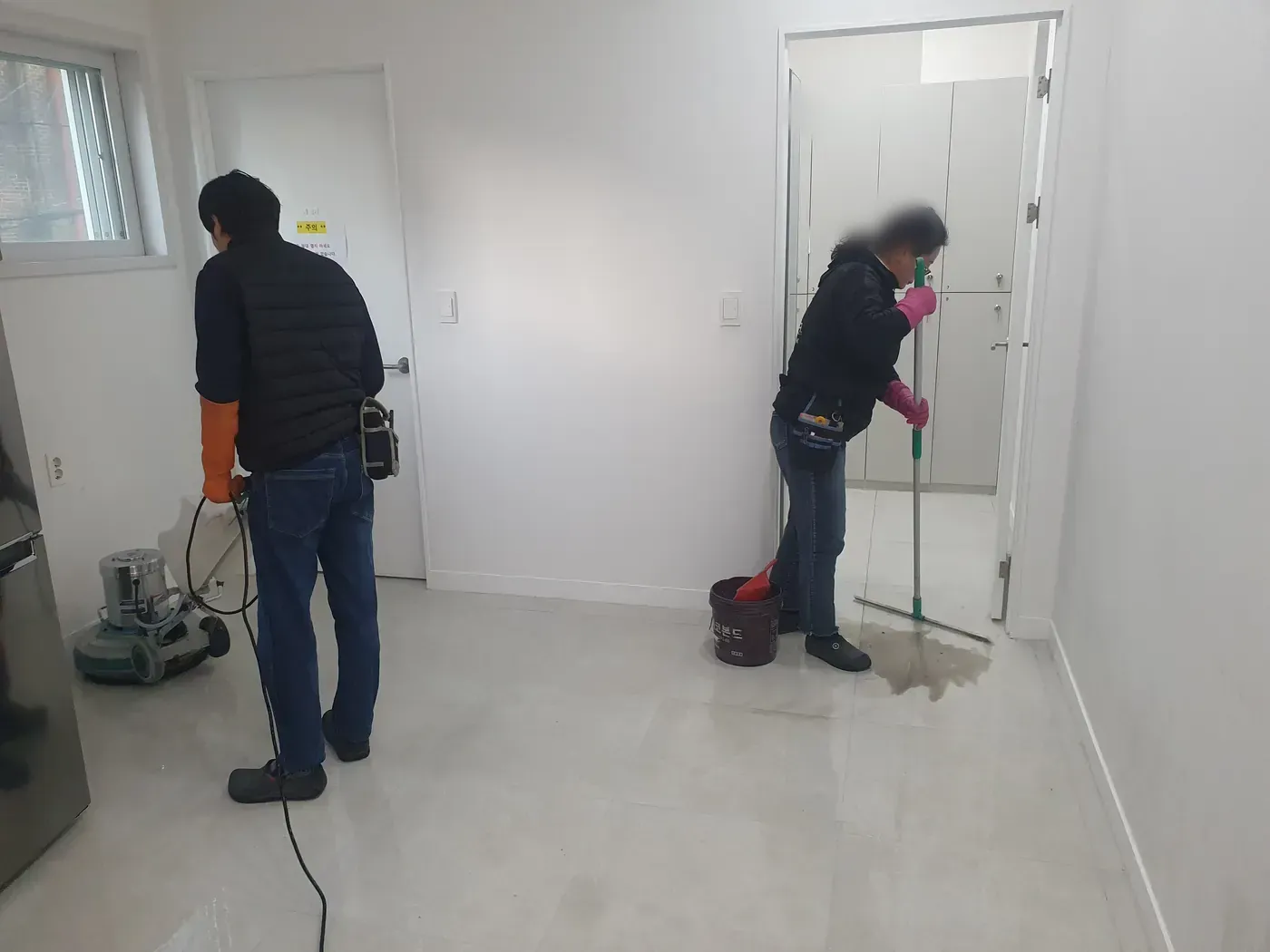 바닥 기계 세정 — 울주군 병원청소 현장