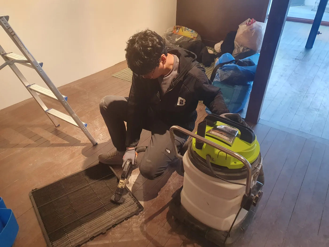 세정 진행 — 울주군 식당청소 현장