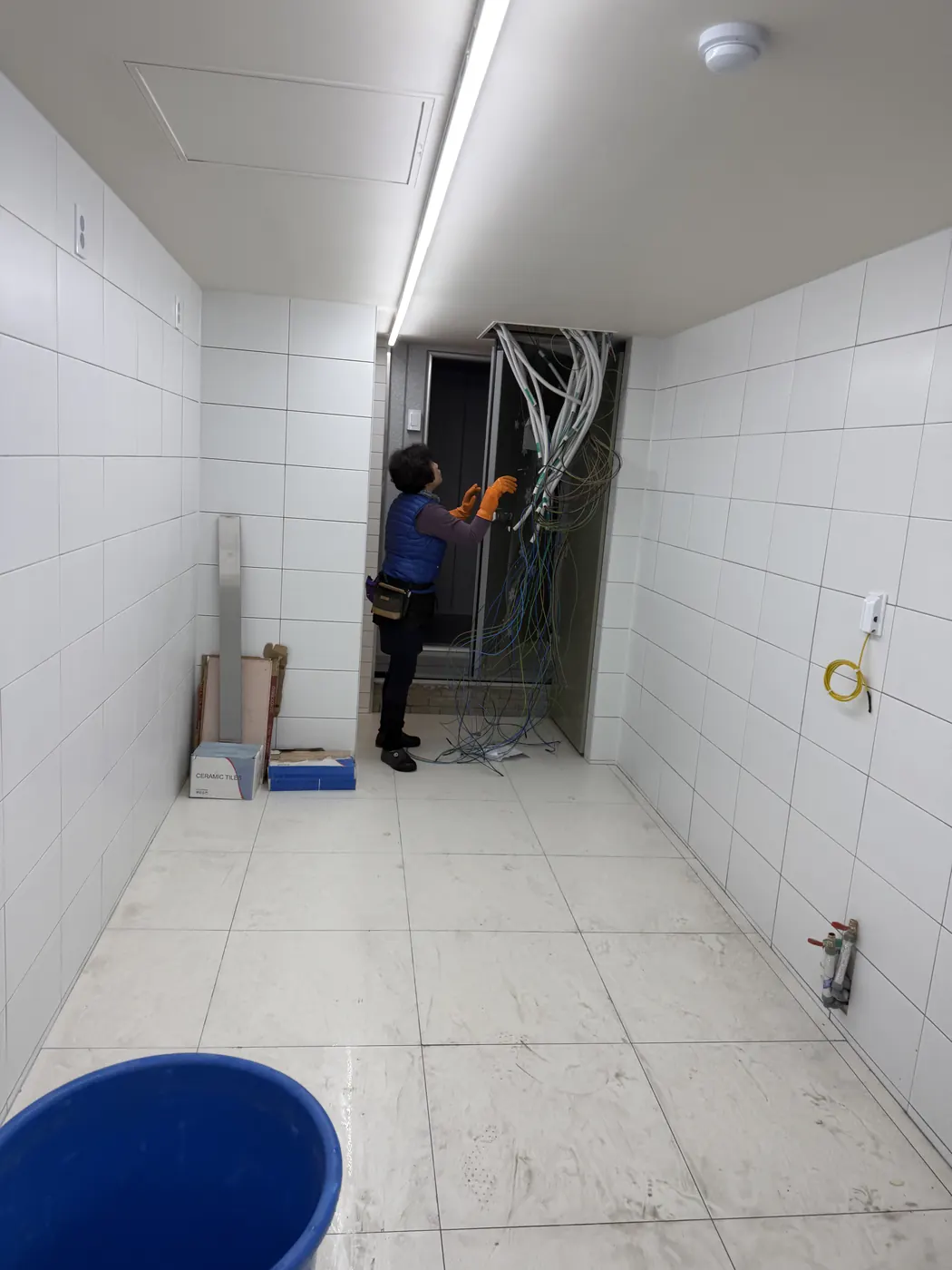 세정 진행 — 달천동 식당청소 현장