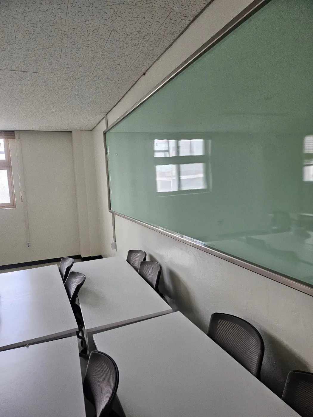 효문동 학교청소 시공 현장 — 교실 마감