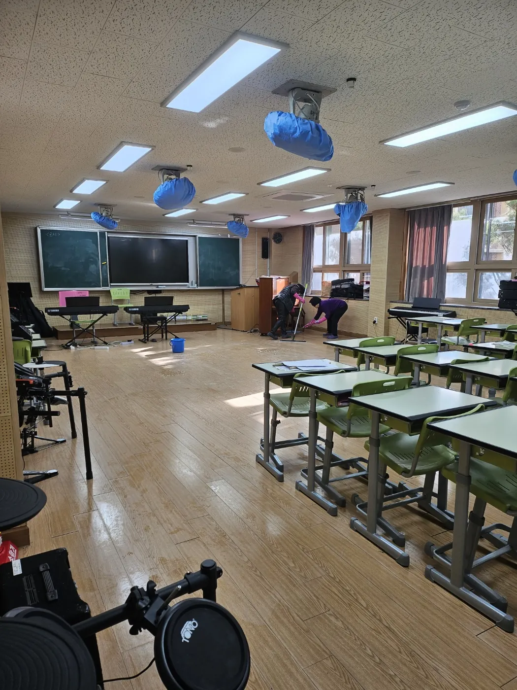 세정 진행 — 반구동 학교청소 현장