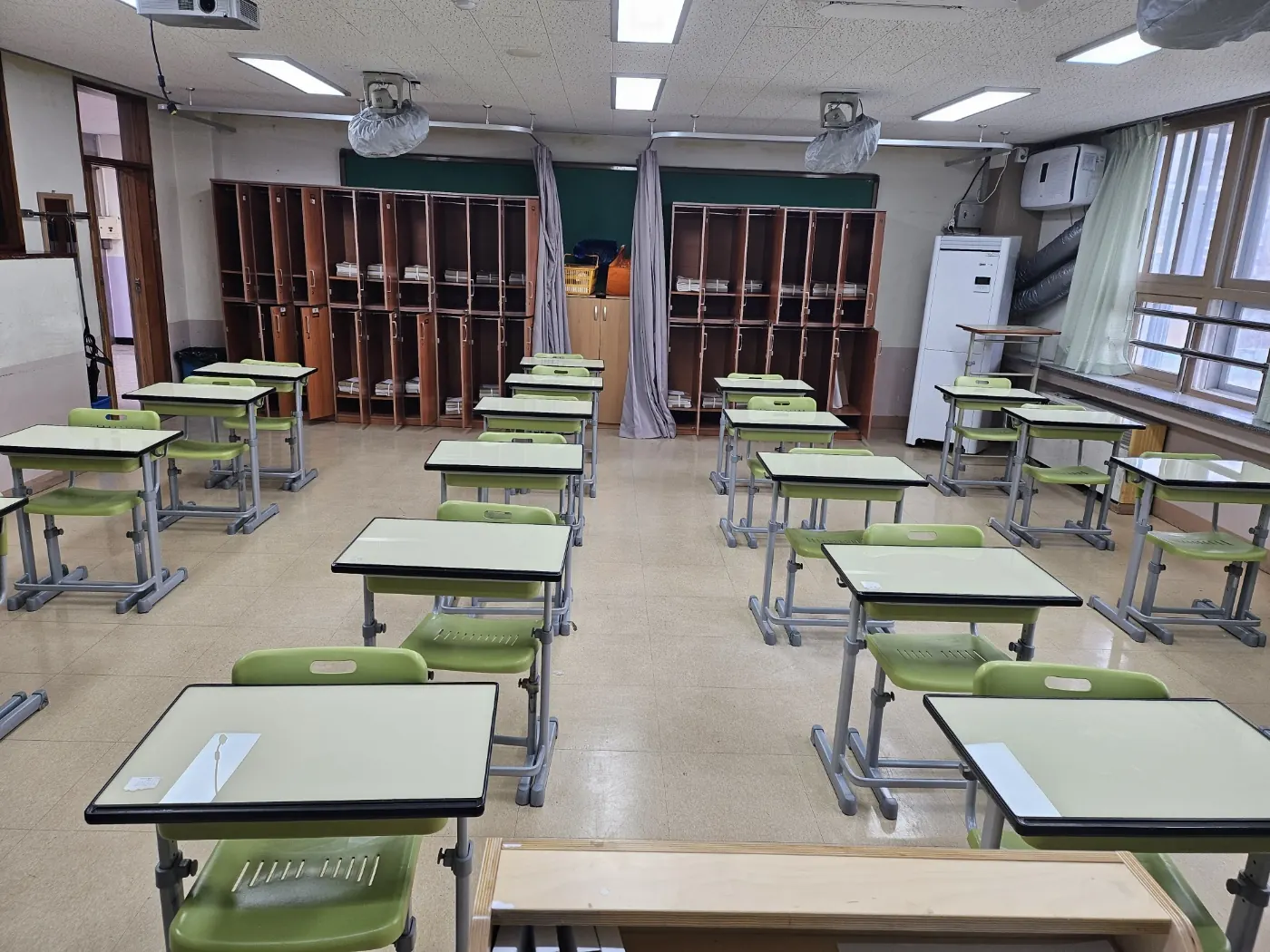 특별교실 정리 — 삼남읍 학교청소 현장
